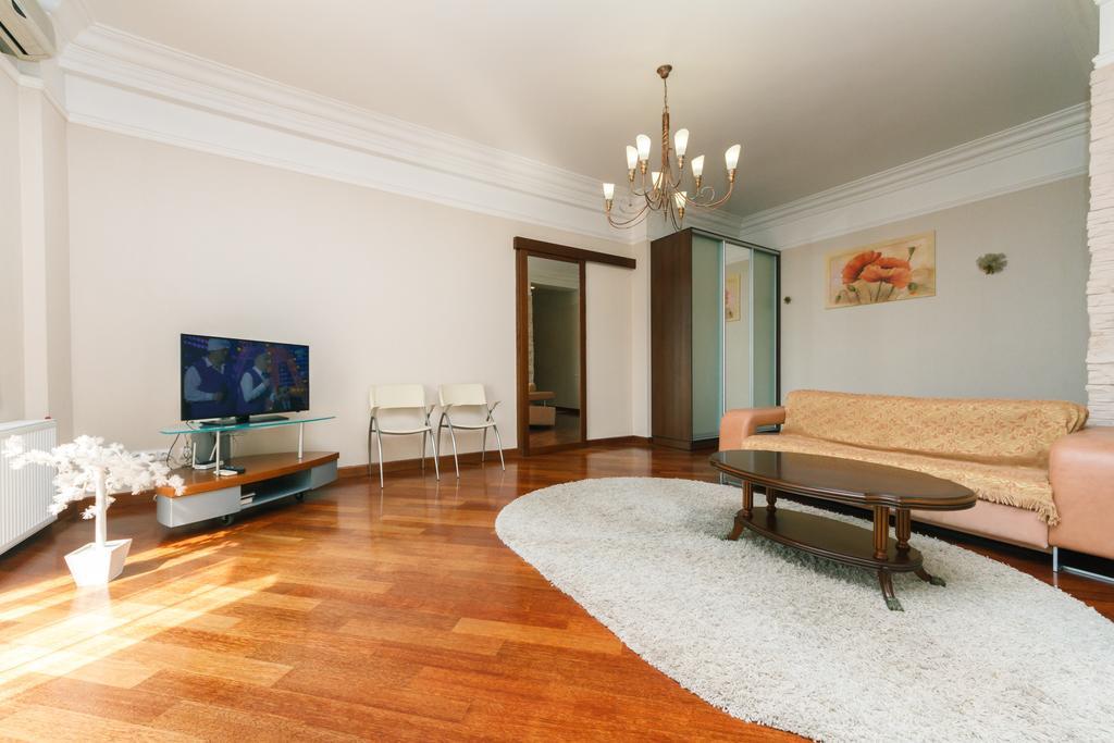 Alma Apartments Kiev Extérieur photo