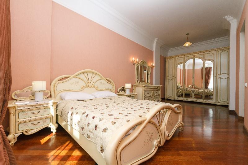 Alma Apartments Kiev Extérieur photo